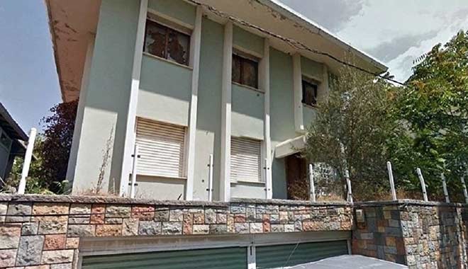 'Domuz bağı cinayetleri'yle meşhur villa satılıyor